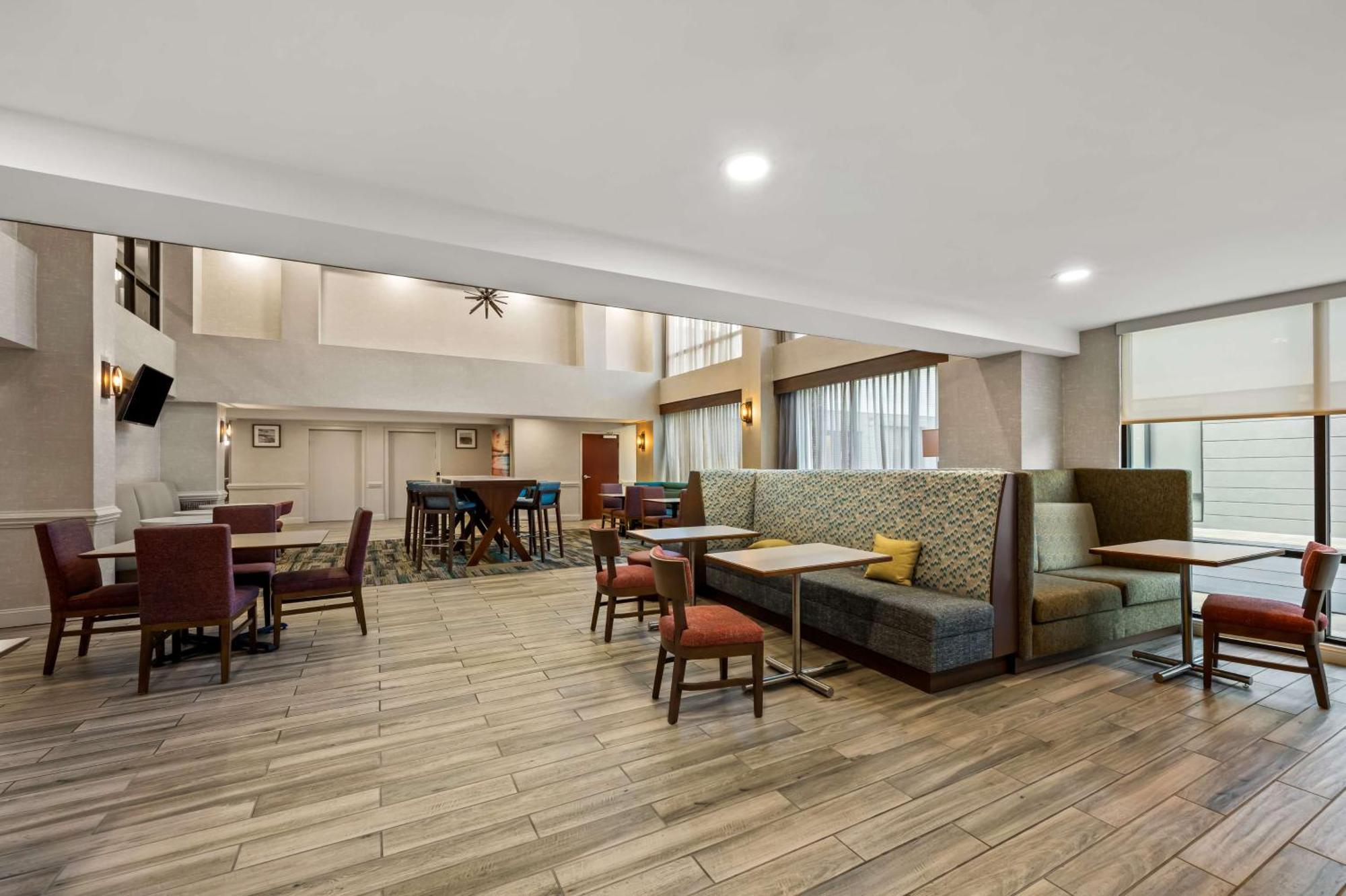 Hampton Inn & Suites Wilson I-95 Zewnętrze zdjęcie